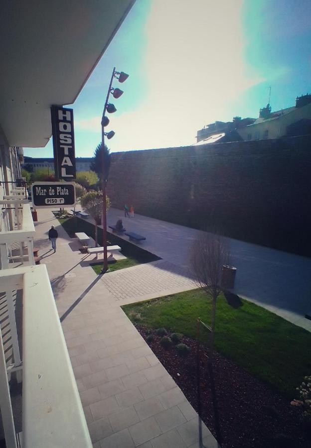 Hostal Pension Mar De Plata Lugo Exterior photo