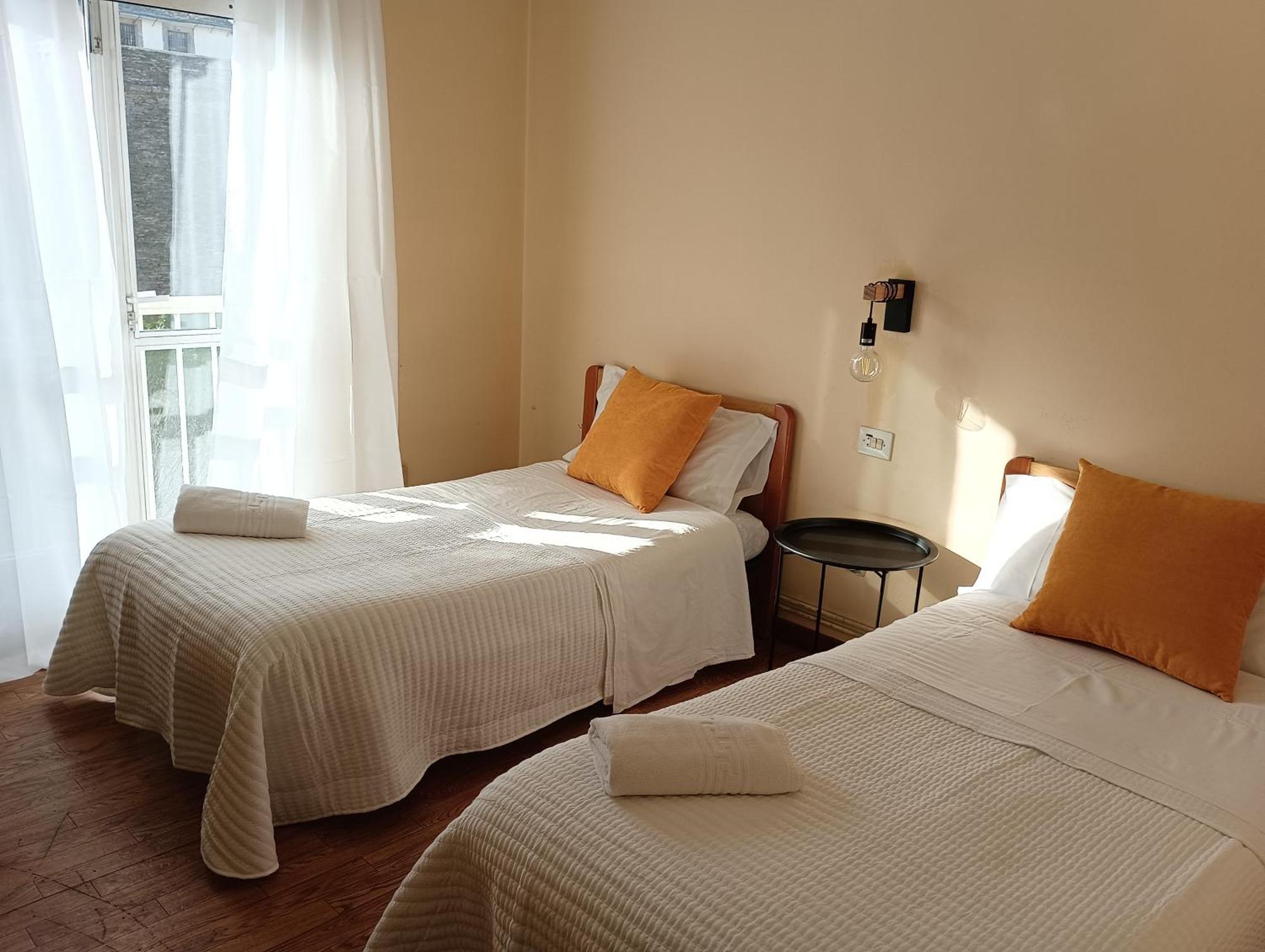 Hostal Pension Mar De Plata Lugo Exterior photo