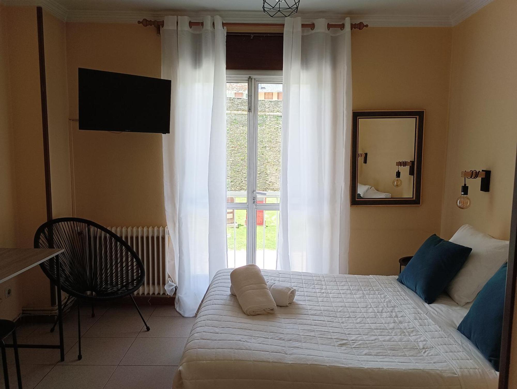 Hostal Pension Mar De Plata Lugo Exterior photo